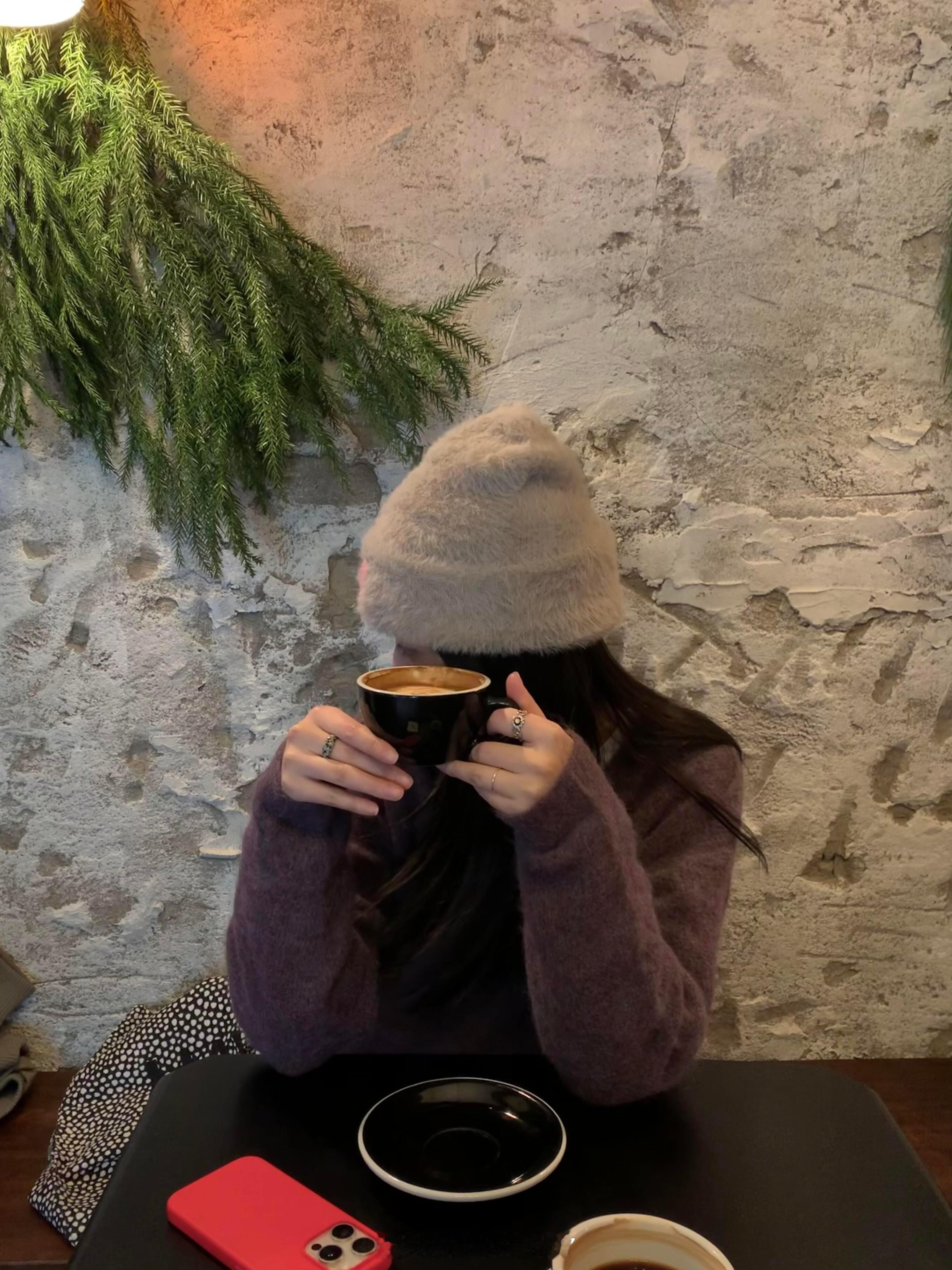 咖啡挡脸这么拍