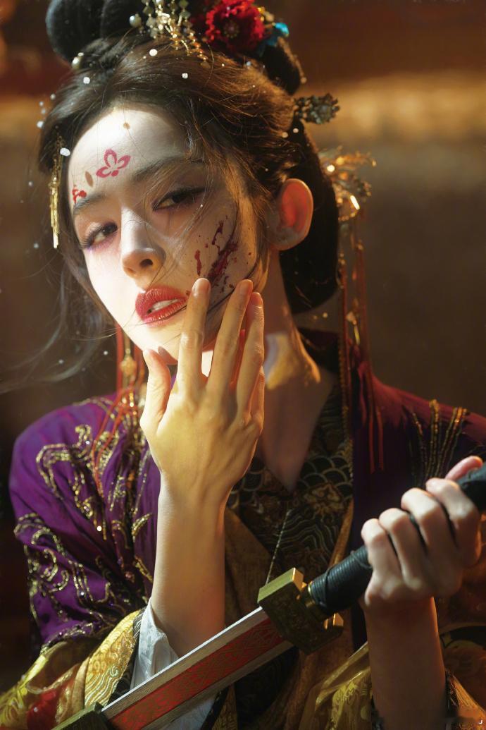 夏弃疾娜扎一个神厨一个神图谁能拒绝这场梦幻联动！夏弃疾抓得住极致美感，娜扎撑得