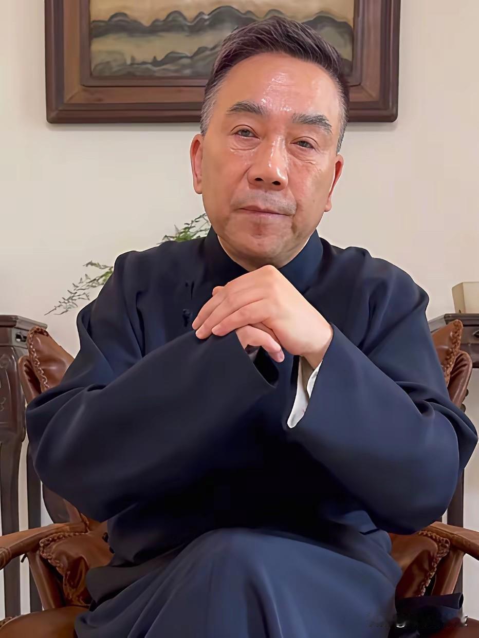 “你不要拯救老郭了，你还是先救你自己吧！”郑好喊话杨议！大可不必！郭德纲陷入