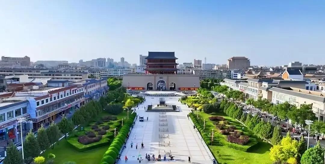 武威被吐槽不像西北，我第一反应是照片拿错了吧。去之前我脑补的是黄土风沙加羊肉泡