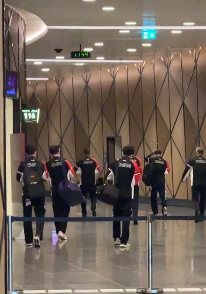 动漫混双输后，国乒高层退场混双失利，国乒这次栽了跟头。训练强度明显不足，