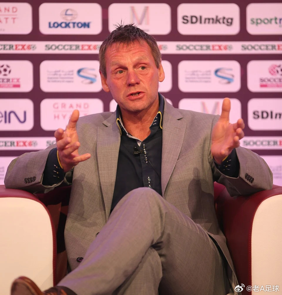 前曼城主帅皮尔斯：必须留住瓜迪奥拉，他离队后无人能替曼城主帅瓜迪奥拉的合同将于2