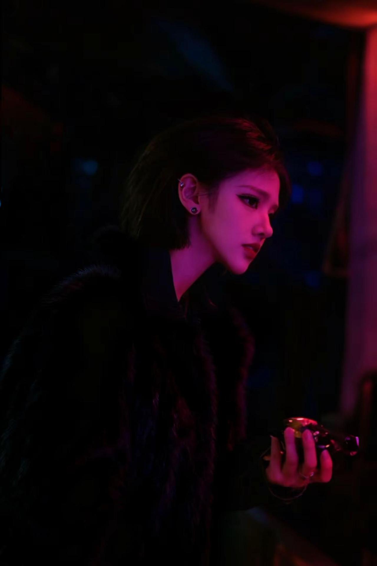 念旧是我的问题我好想你。