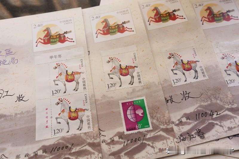 生肖马要找合得来的，属羊、属狗、属虎都挺不错。属马和属羊是绝配。属羊的温柔体贴