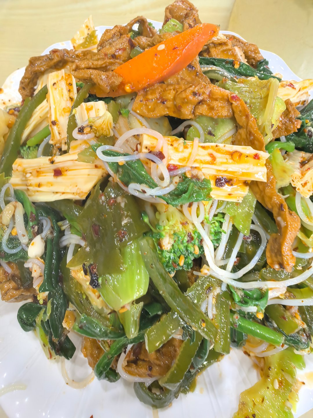 又来吃我最爱的麻汤面来了，太爽了！麻麻的！