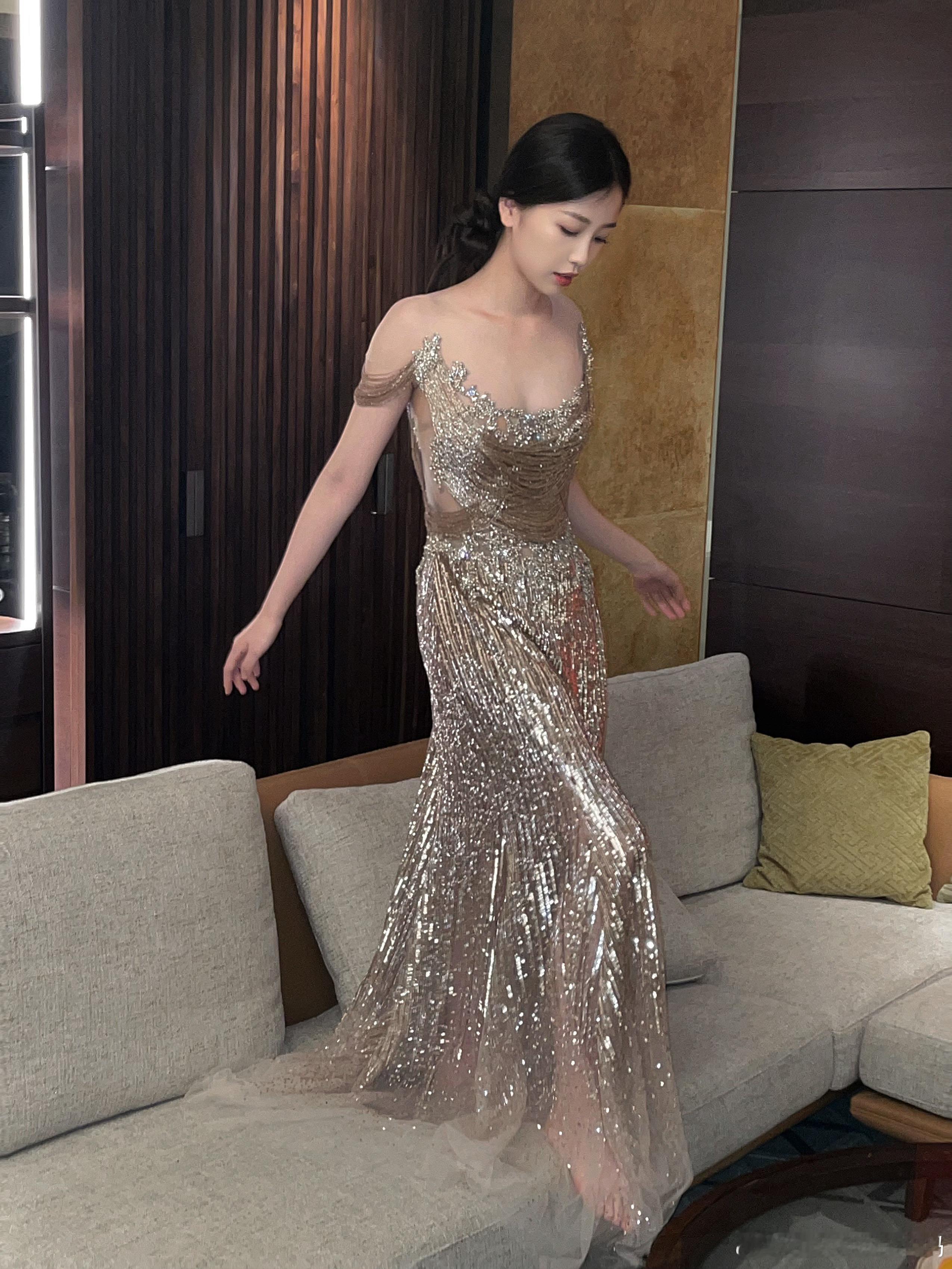 马伯骞回关虞书欣虞书欣🦶好美的欣欣子