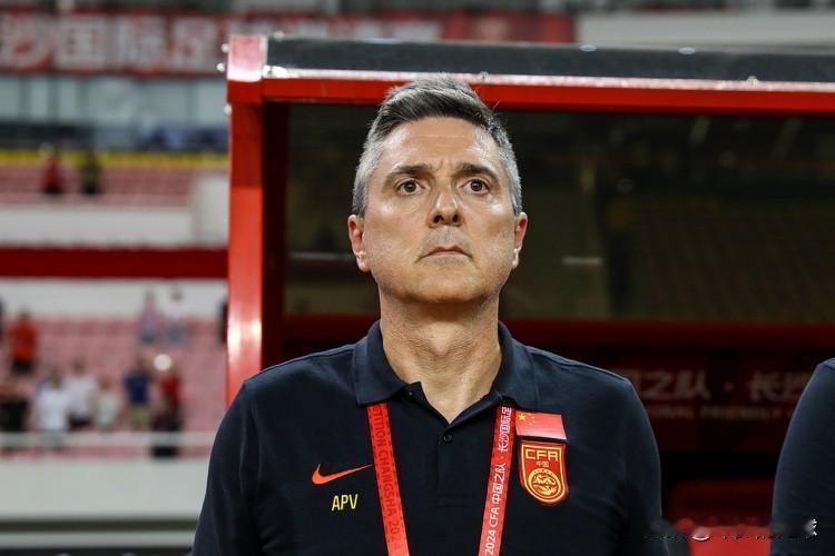 安东尼奥接受记者采访表示熊猫杯首轮，中国在与越南的比赛中踢出了久违的传控足球！难