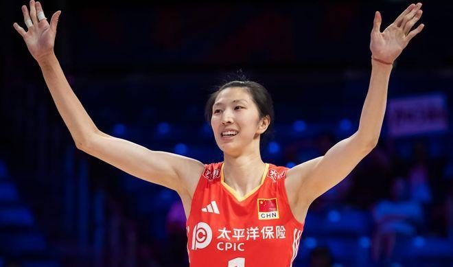 中国女排3：1战胜加拿大，一雪前耻的同时，昂首进入总决赛中国女排