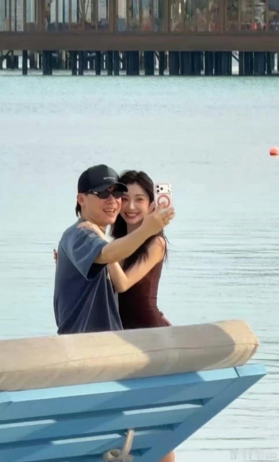 这都亲上了还叫疑似吗