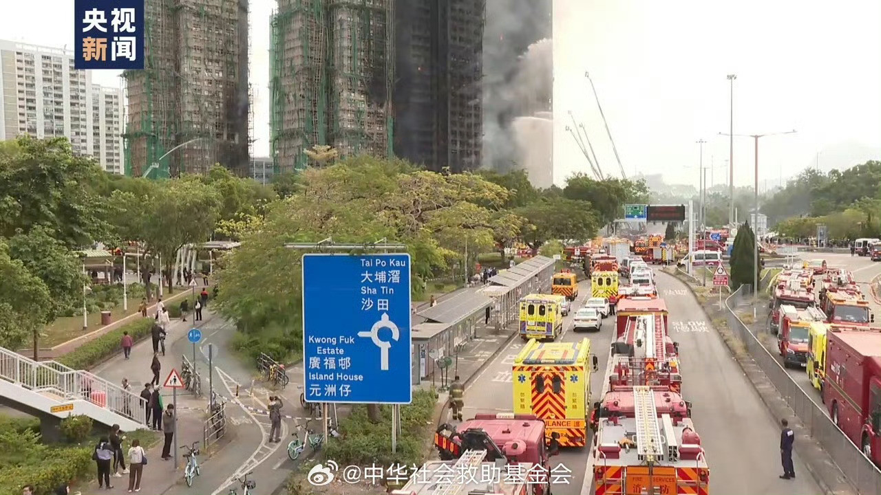 张靓颖捐赠100万张靓颖捐款100万张靓颖捐赠了100万！！！张靓颖