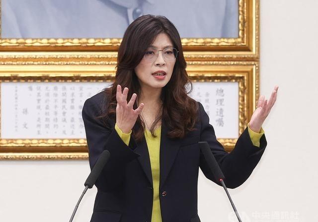 中国国民党主席郑丽文1月28日在中常会上表示：“美国是我们的恩人，大陆是我们的亲