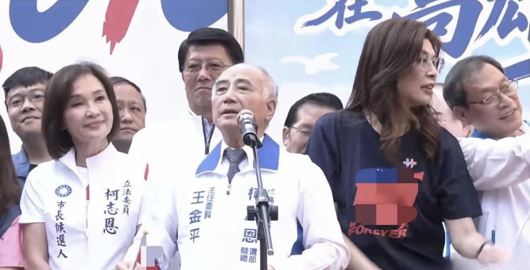 台湾地区前立法机构负责人王金平说，“现在有一个真的中华民国、一个假的中华民国，真
