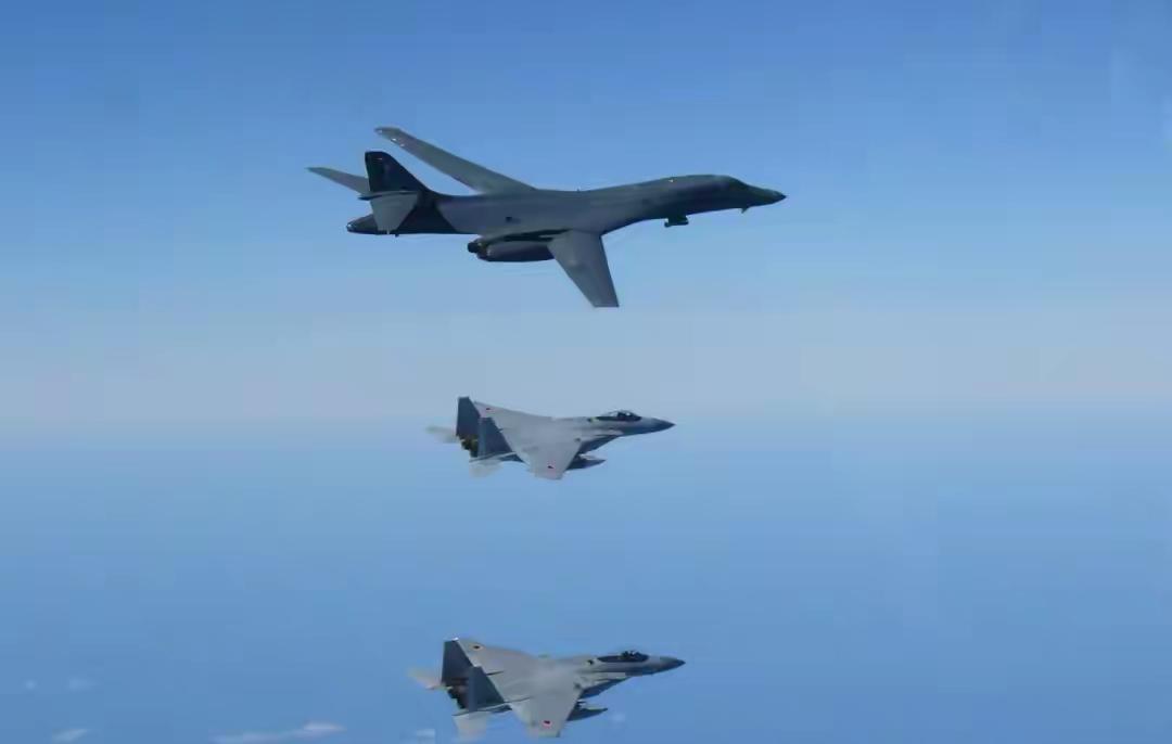 美日战机琉球集结，不许中方改变现状？