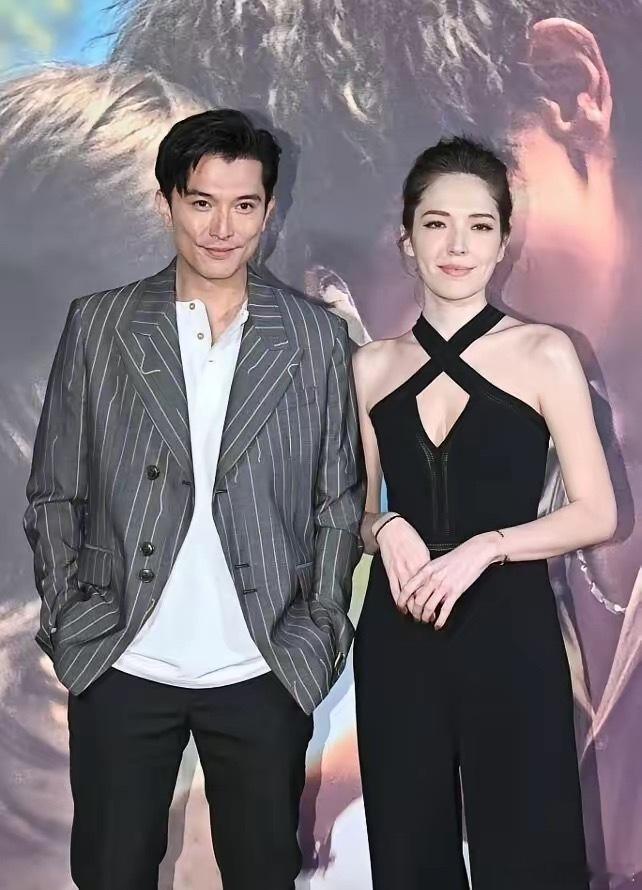 真的替唐嫣不值当年和邱泽爱的死去活来结果邱泽居然花了1年时间都在​陪许玮甯一起带