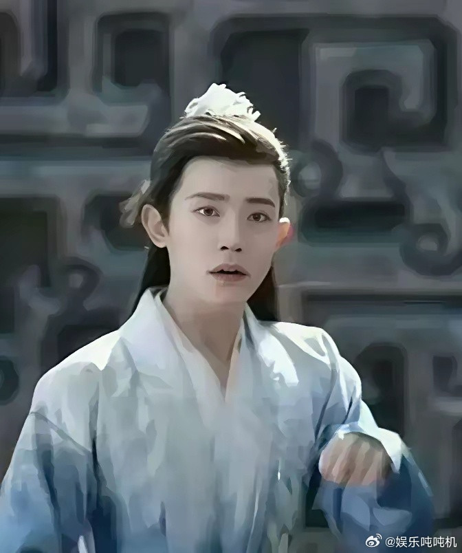 谁说换脸就没了存在感？《锦月如歌》这一换，换的是脸，留的是魂。明眼人都看得出，动