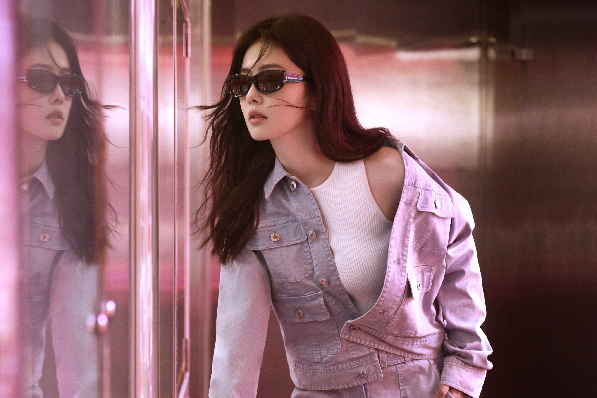 白鹿女装牛仔裤好看好美的白梦妍。