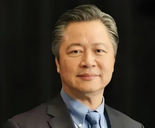 美国要动手了？这是来自台湾国际形势专家赖岳谦的警告，在他看来最早今年，中国就有可