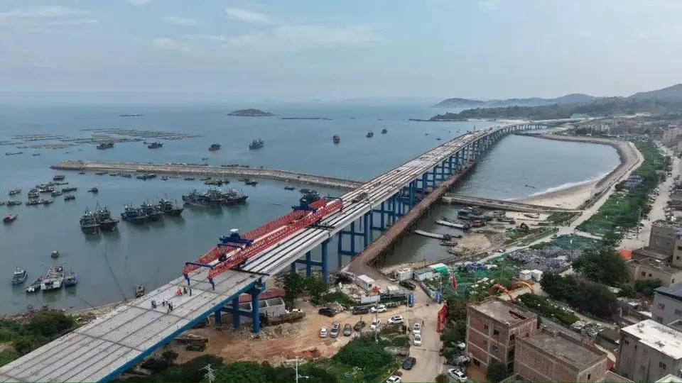 里程碑时刻！惠安首座跨海特大桥合龙，民生经济双丰收一桥飞架碧海，通途未来可