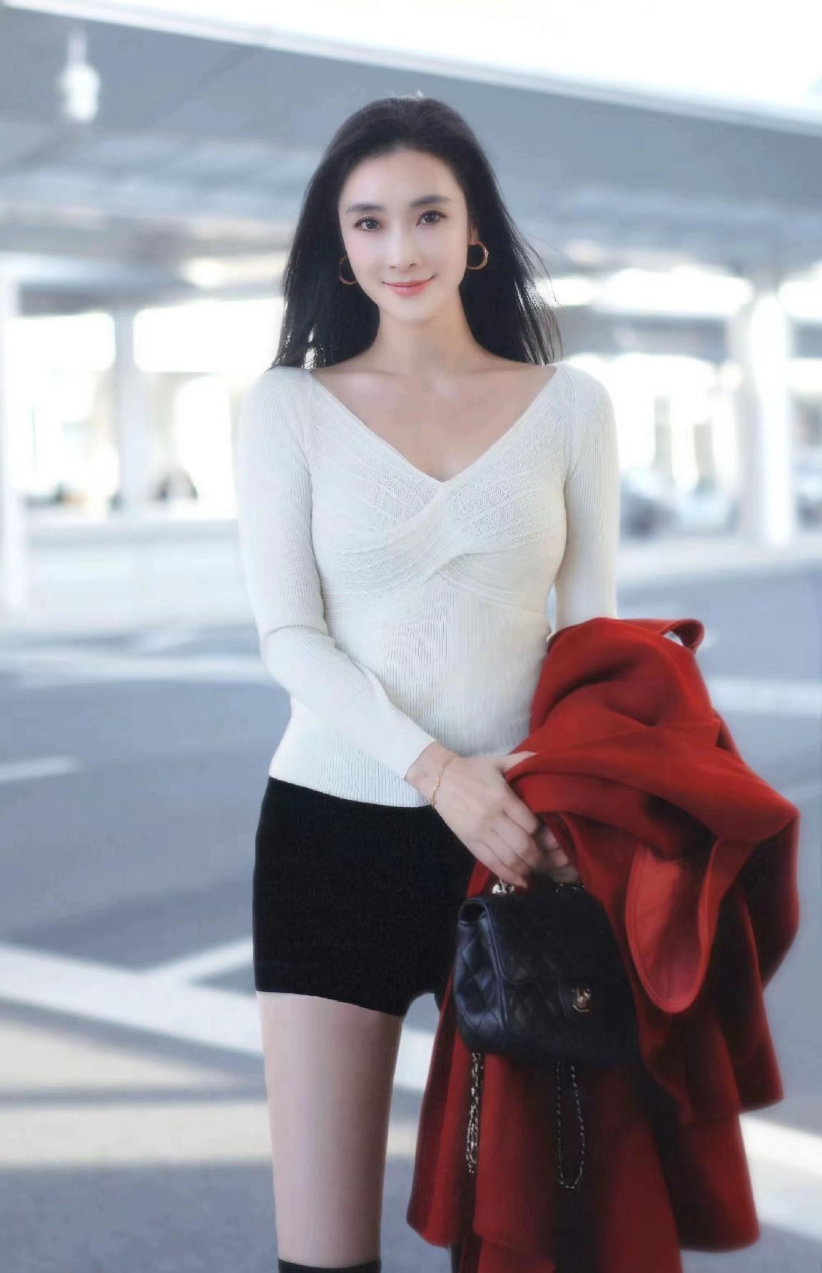 知世故而不世故，处江湖而远江湖。