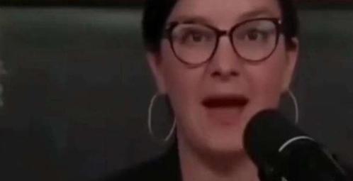 美国女议员曾问国务卿卢比奥：“要是现在和中国开打，美国能赢吗？”卢比奥的回