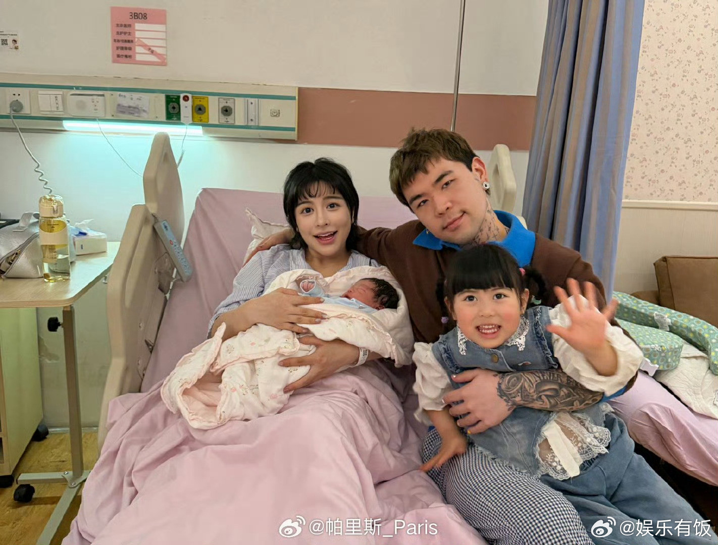 KnowKnow帕里斯二胎出生喜讯！二胎平安出生，一家四口同框温馨满分，辛苦妈