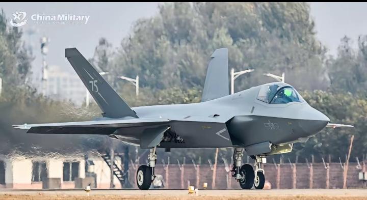 当巴基斯坦媒体正式披露40架歼-35A采购协议细节时，整个国际军贸市场都为之震动