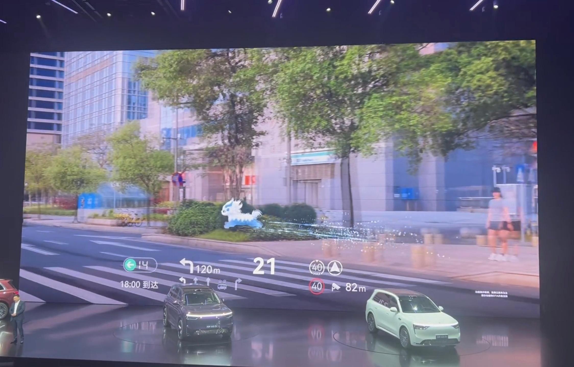 HUD上加一个跑来跑去的小动物....这个主意是哪个天才想出来的？🤩​​
