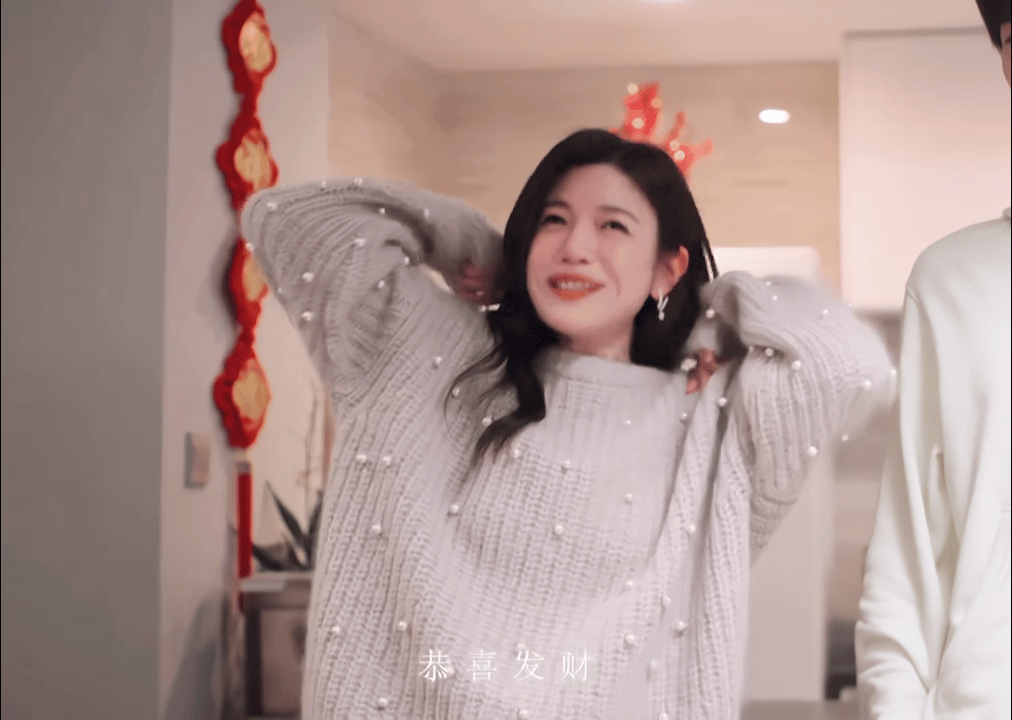 陈妍希请给我一个准确的年纪这样的软萌状态真的想知道保养秘诀陈妍希的笑容好明媚～