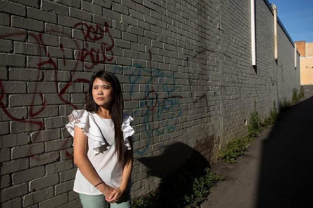 根据外媒消息，越来越多的台湾民众在出境旅行时，为了避免被外籍人士误认成中国大陆人