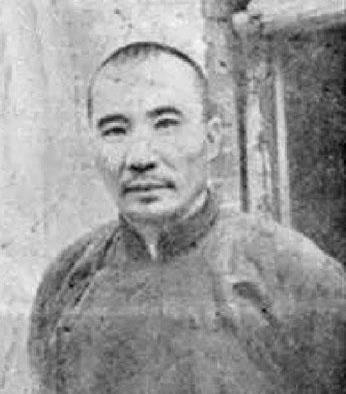 王耀武最放心不下的参谋长被俘，竟未被送入功德林，后来却成了解放军的重要朋友？1