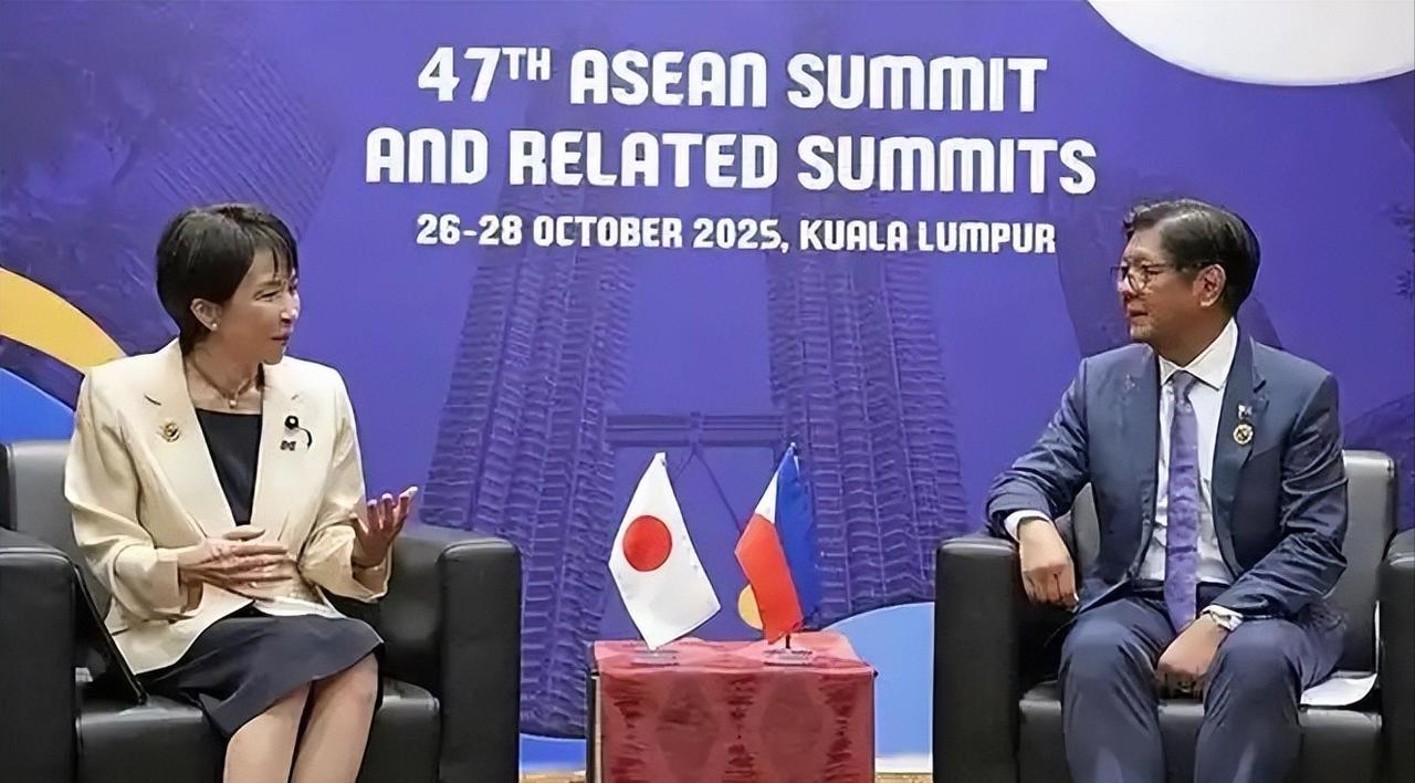 2026年6月，台海上演极具讽刺的荒唐闹剧！日菲私下瓜分台湾东部海域权益，直接把