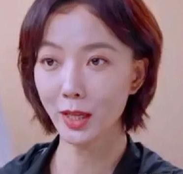 《浪姐6》成团预测引热议：吴宣仪C位稳了？叶童李晟或成黑马网传这份名单看着挺合