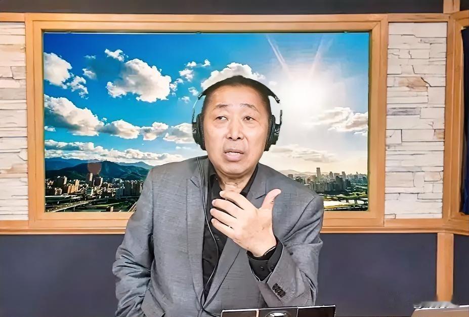 唐湘龙在节目中称，“我会不会去访问沈黑熊？我不会。我干不了这种事”唐湘龙近日