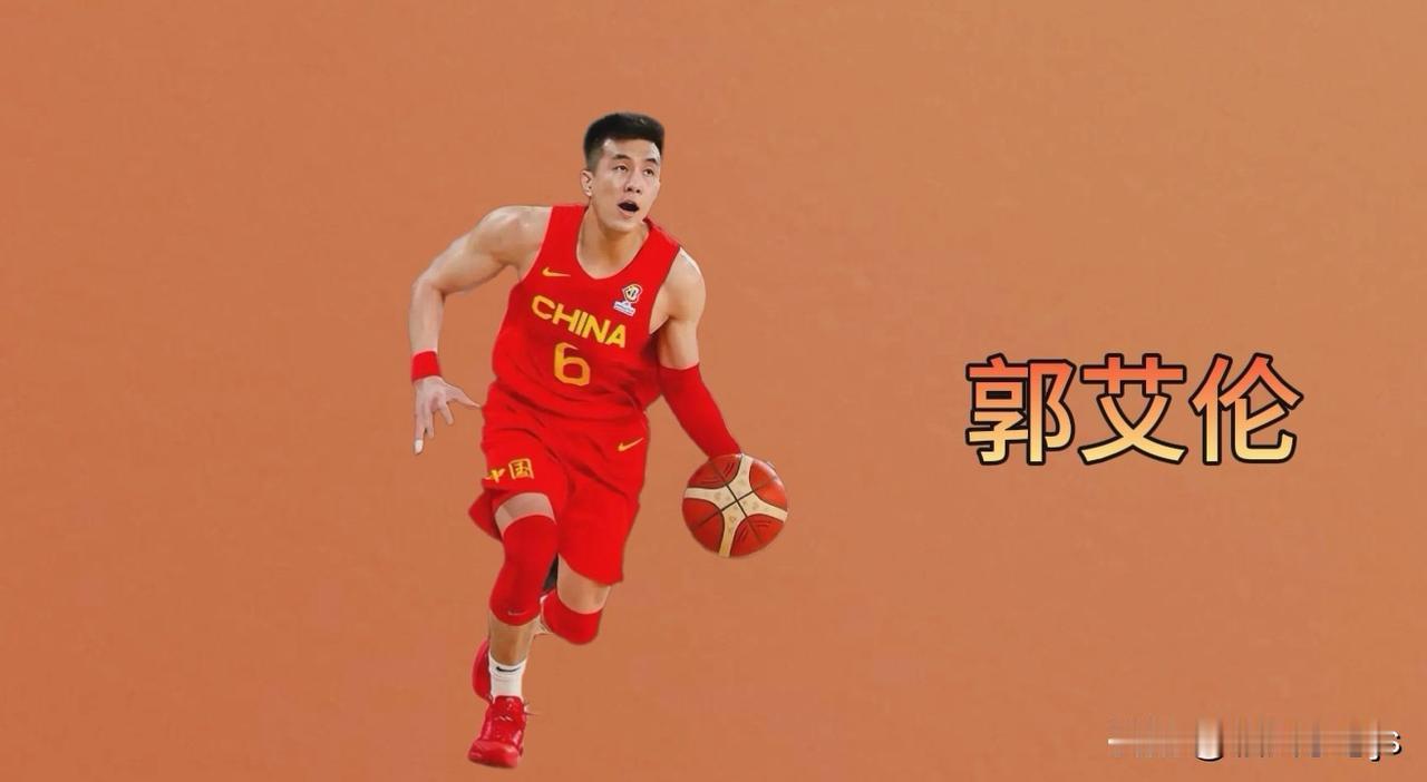 2025年10月18日在杭州奥体中心的NBA聚星名人赛，郭艾伦脚踩风火轮，手握乾