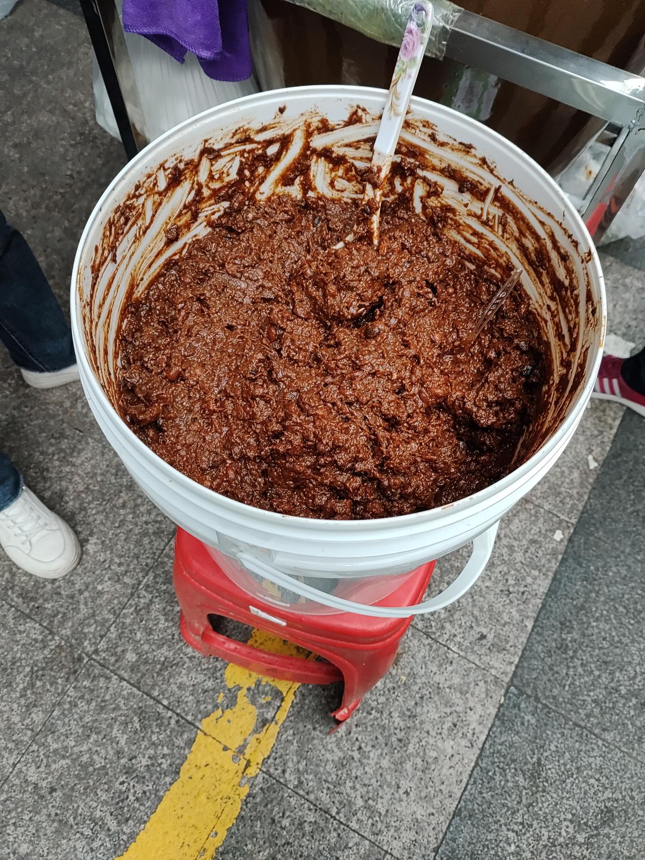 这可是上世纪80年代前的“山珍海味”。这东西真够“土”。我估计上了点年纪的人都