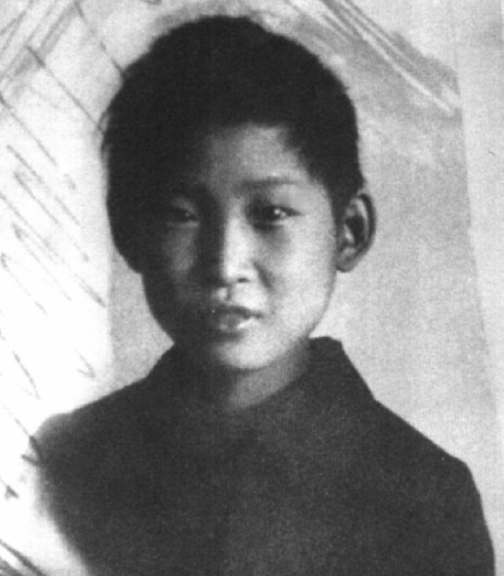 李敏回忆与毛主席相认的温馨往事，毛主席风趣地说：不认你，你可就没有爸爸啦！19