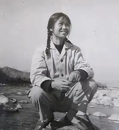 1969年，山西忻县槐庄大队，北京姑娘谭雅北，被队里大种羊连撞两回。她火冒三丈，