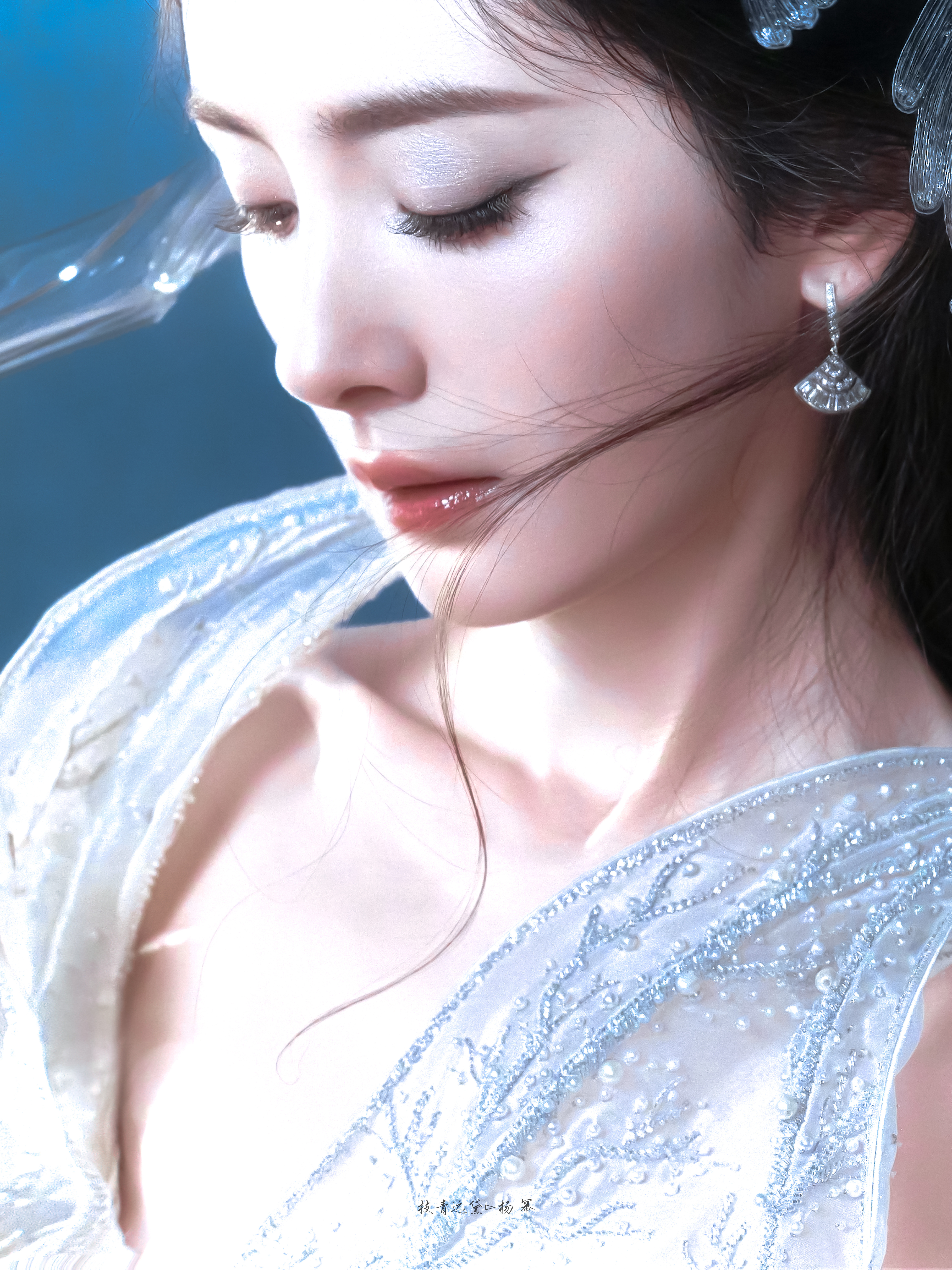 杨幂/🧊杨幂cos艾琳*杨幂你把幂幂打掉了​​​