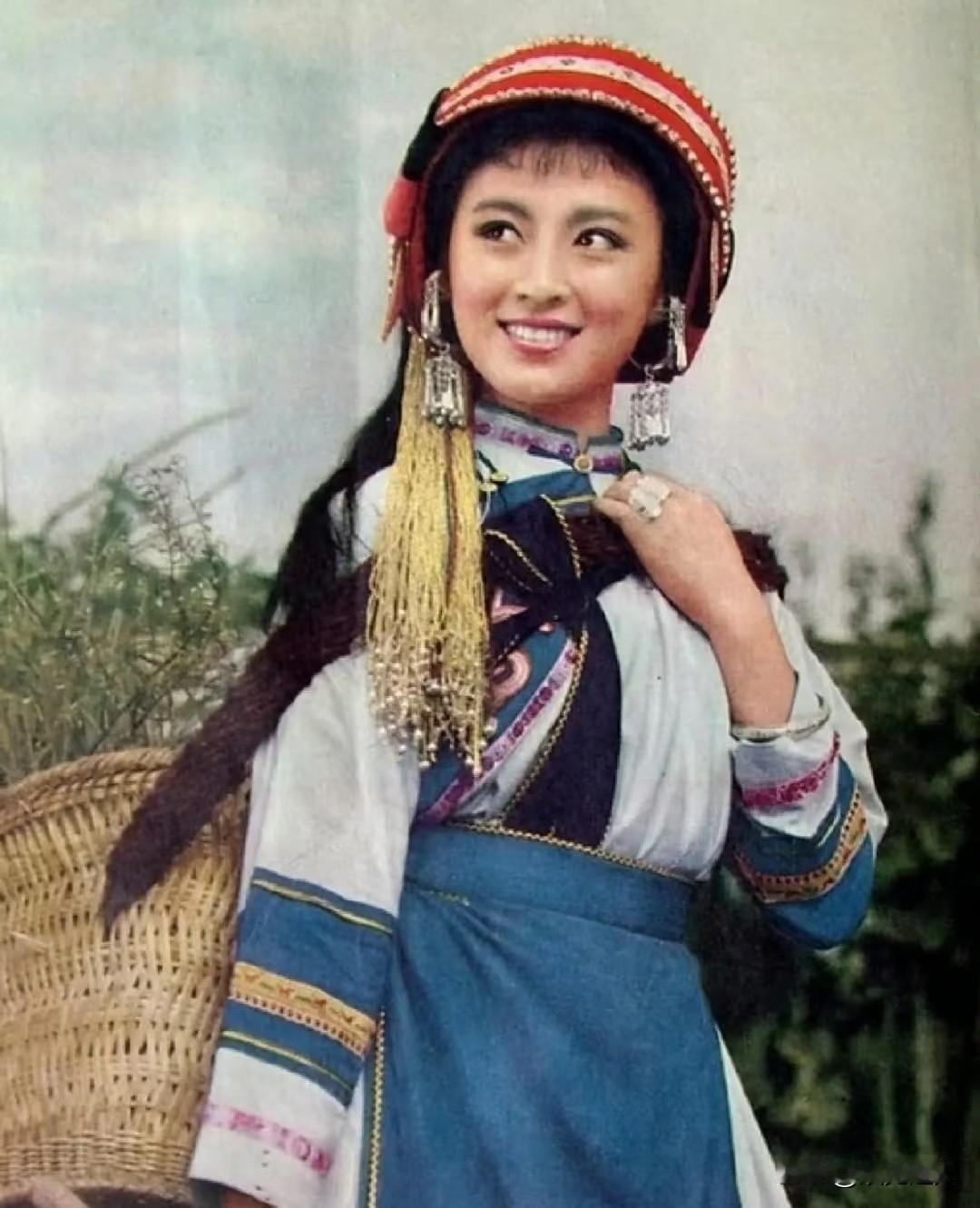 只演2部电影就火遍46个国家，23岁却被逼疯，这位60年代演员到底经历了什么？