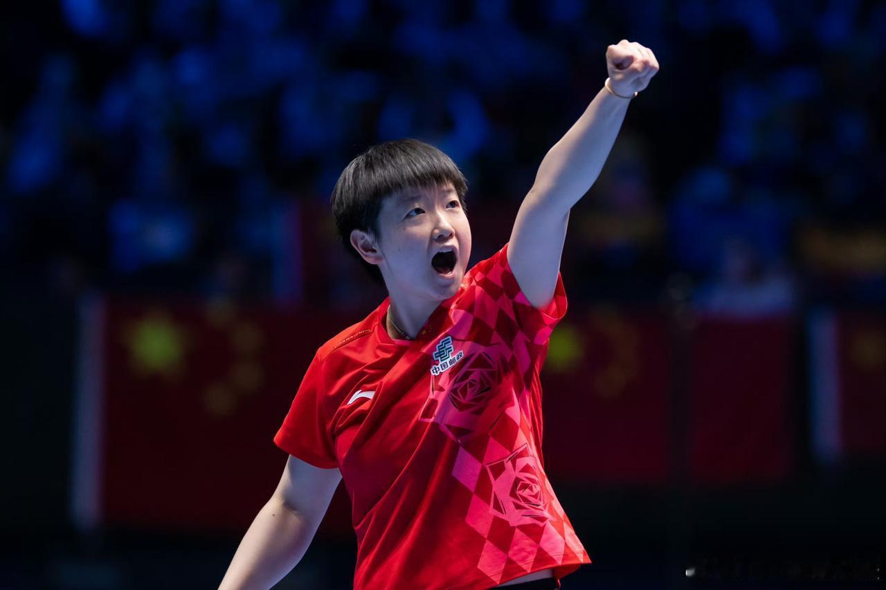 孙颖莎🇨🇳再次上场！第一盘王曼昱2-3意外不敌张本美和，第二盘孙颖莎3-