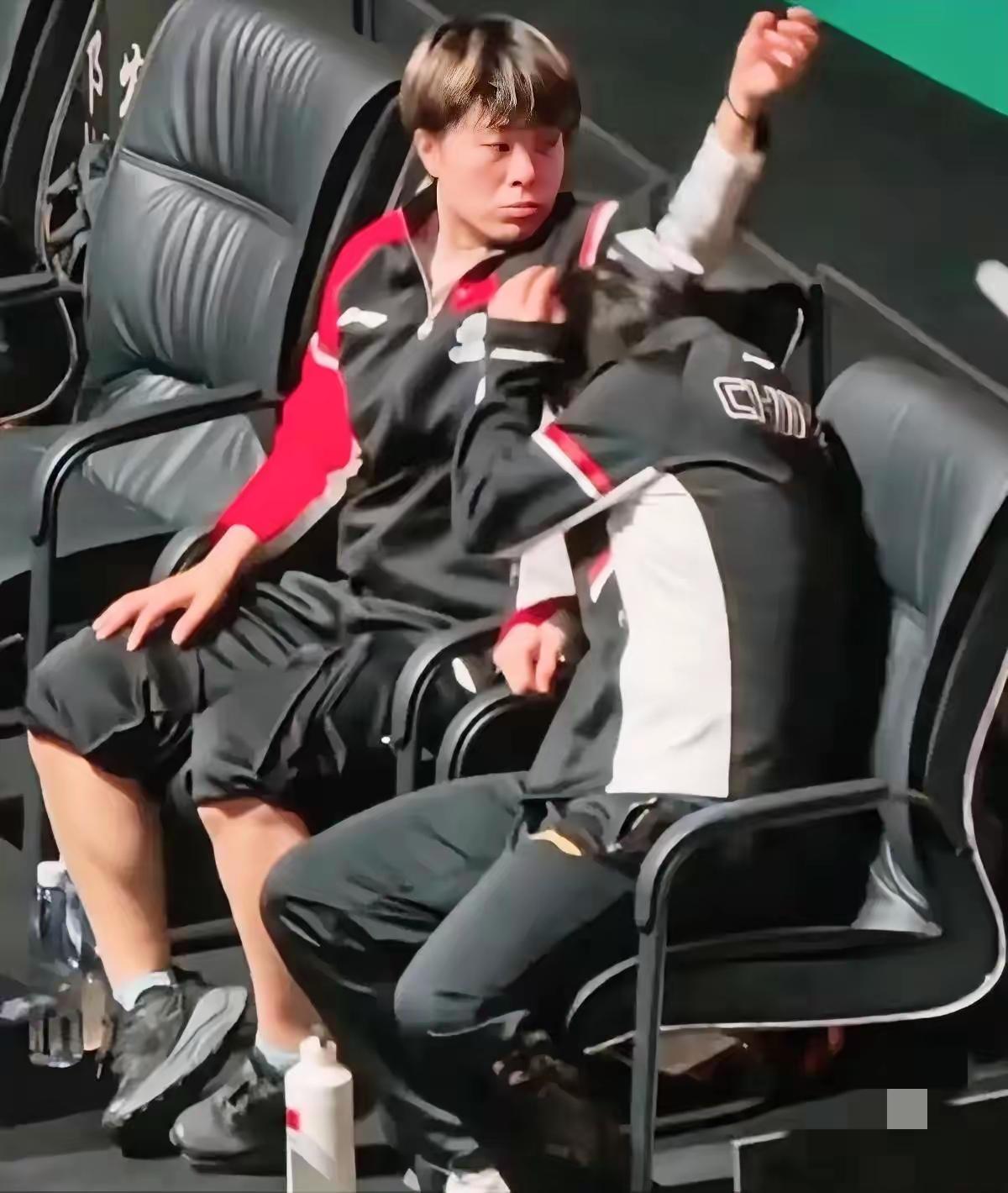 王艺迪自己都没想到，她这次上热搜，不是因为赢了多强的对手，而是在看台上，霸气地一