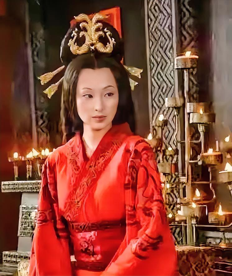 卫子夫明明可以调动京都3万禁军，却只调了3000皇官禁卫，否则死的可能是汉武帝，