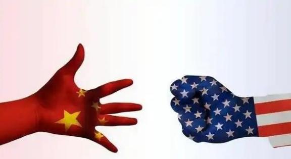 新加坡网友曾说：全世界都偷偷烧高香吧！如今的中国明明已经有实力横扫亚洲了，不管是