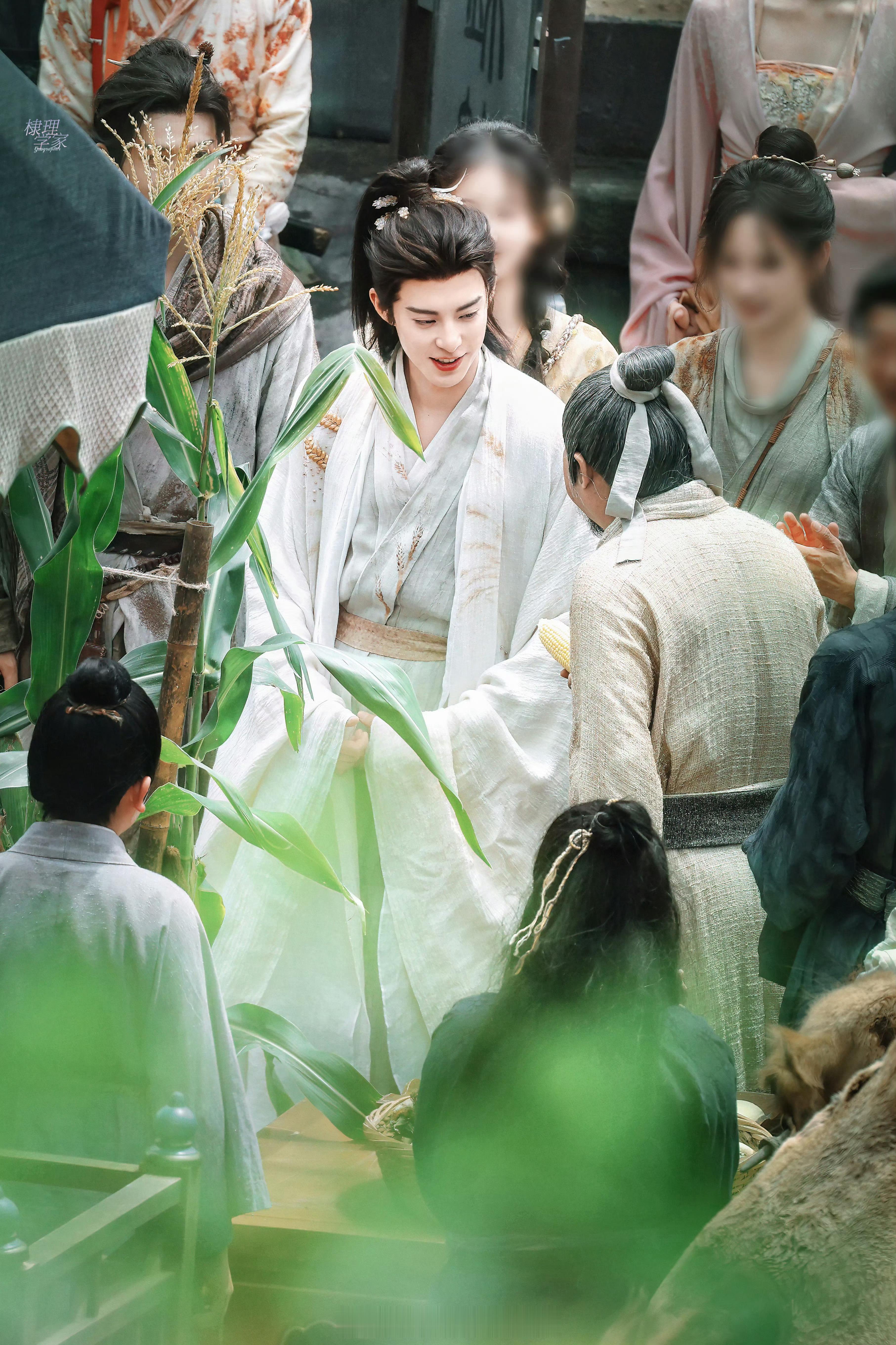 王鹤棣咸鱼飞升，神品仙图是这样​​​