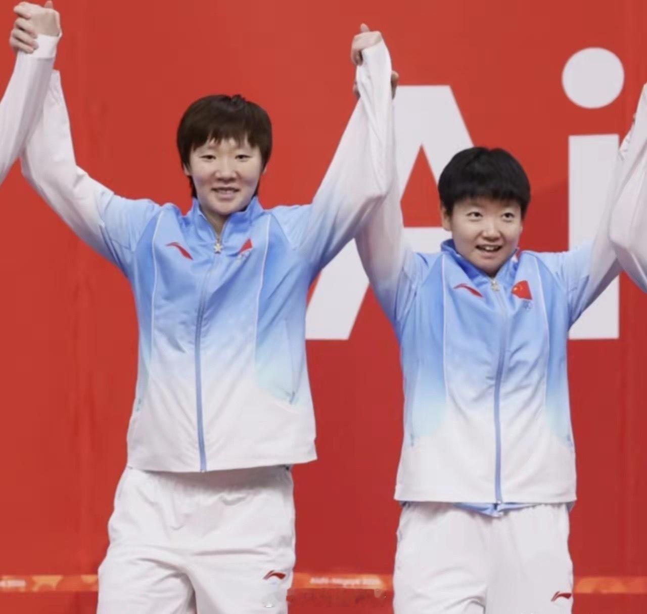 不止刘国梁恐怕王励勤也没想到！被寄予厚望的孙颖莎，居然输给了新世一王曼昱！看似4