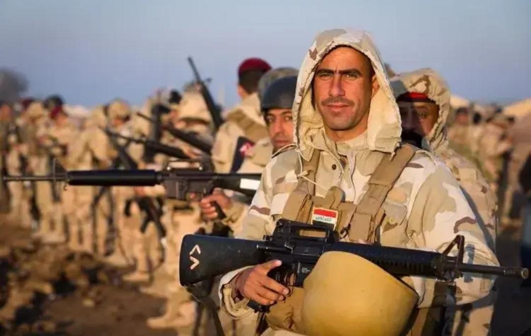 万万没想到，美伊局势卷入邻国参战，伊拉克民兵武装宣布下场。伊拉克民兵武装3月2