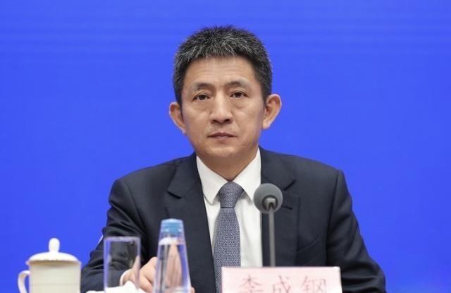 等急了，美国派人来华11月4日，李成钢国际贸易谈判代表兼副部长在北京会见美国农产