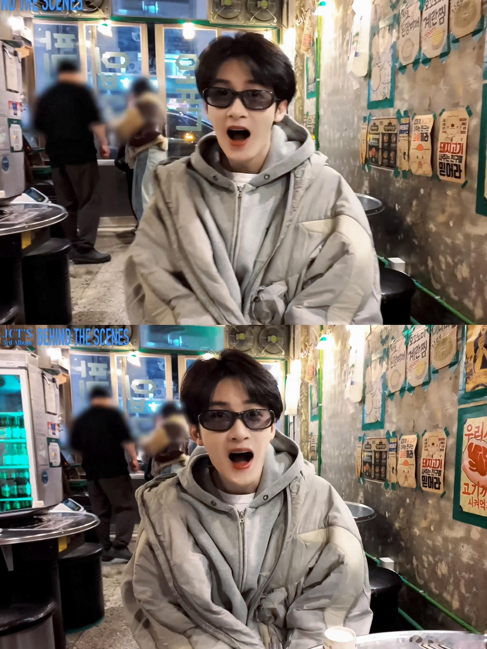 饿了一天看到美食的多宝张大嘴巴的样子真是太可爱了！太萌了！嚼嚼嚼……