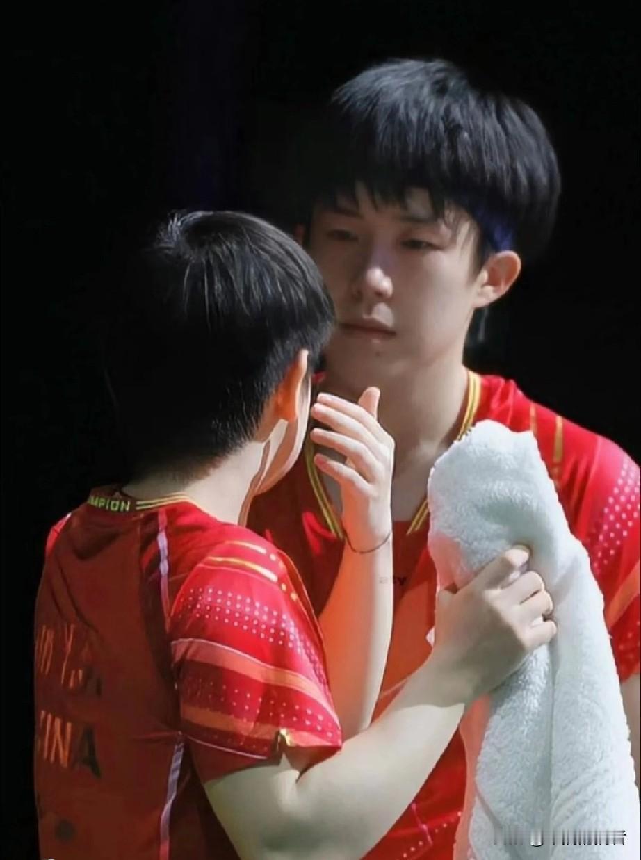 WTT美国大满贯·双打出征名单💥混双「莎头」再合体：王楚钦×孙颖莎默