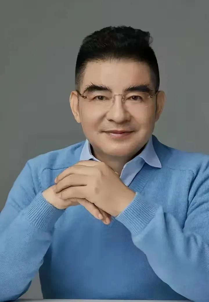 比马斯克更狠的人出现了，那就是捐了50个亿的陈光标！他甩下一句话：“拍到